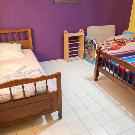 Maison Accueillante A Avec Jardin Privatif Semesterbostad Montluçon