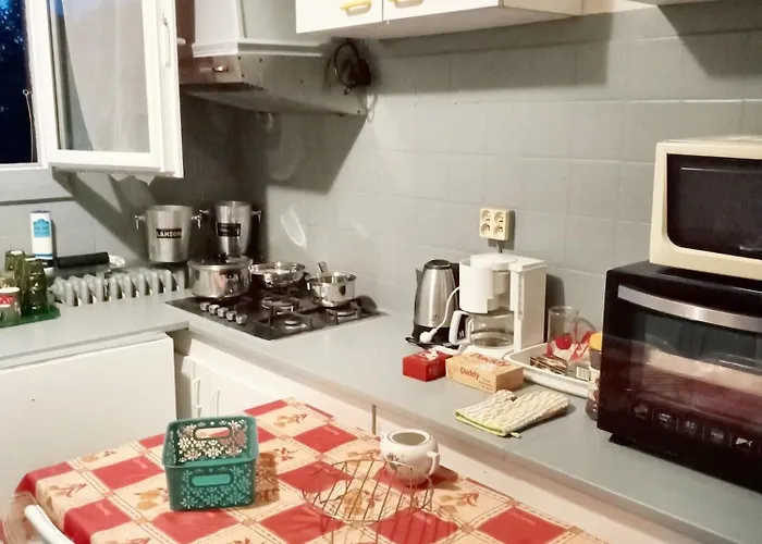 Maison Accueillante A Avec Jardin Privatif Holiday home Montlucon